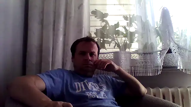 Snapshot of grzes19763 chatting on 22, 5, 2026 grzes19763 online show from 22, 5, 2026