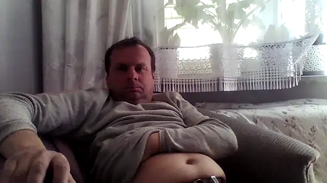 Snapshot of grzes19763 chatting on 30, 4, 2026 grzes19763 online show from 30, 4, 2026