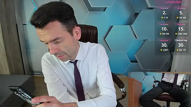 SteveTiger online show from 5, 4, 2026