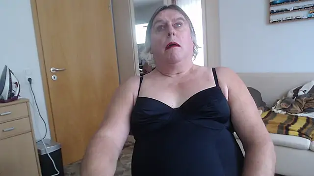 Snapshot of Sissygera chatting on 13, 12, 2024 Sissygera online show from 13, 12, 2024