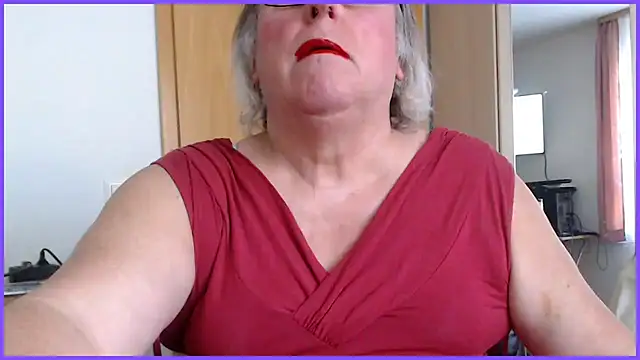 Snapshot of Sissygera chatting on 1, 3, 2025 Sissygera online show from 1, 3, 2025