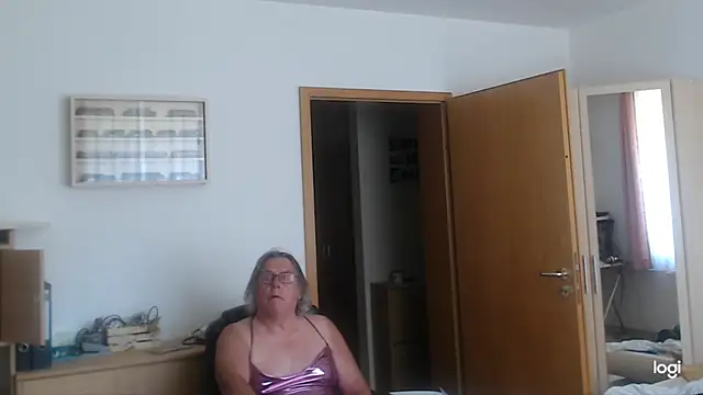 Sissygera online show from 19, 6, 2026