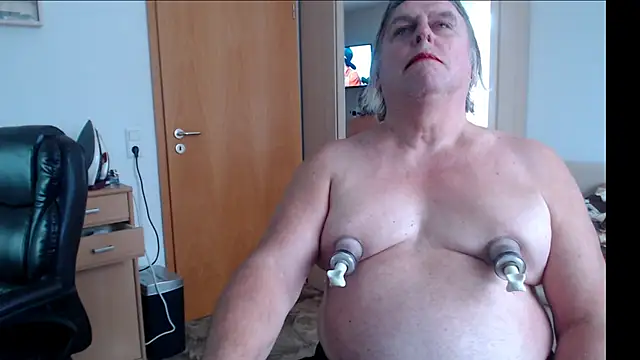 Snapshot of Sissygera chatting on 15, 12, 2024 Sissygera online show from 15, 12, 2024