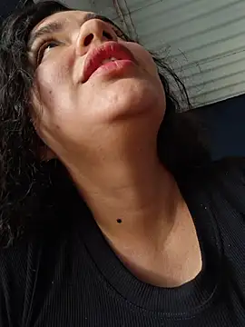Snapshot of blerstefan1 chatting on 13, 6, 2026 blerstefan1 online show from 13, 6, 2026