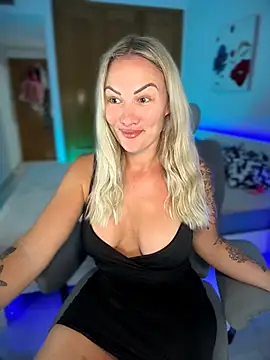 Snapshot of NastyMilf_ chatting on 4, 7, 2026 NastyMilf online show from 4, 7, 2026