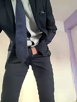 Snapshot of Justforoneday chatting on 6, 11, 2025 Justforoneday online show from 6, 11, 2025