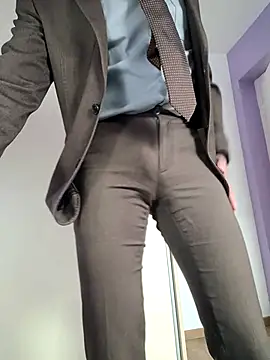 Snapshot of Justforoneday chatting on 14, 11, 2025 Justforoneday online show from 14, 11, 2025