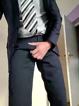 Snapshot of Justforoneday chatting on 19, 12, 2024 Justforoneday online show from 19, 12, 2024