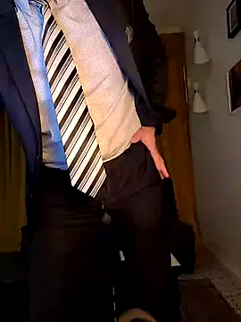 Snapshot of Justforoneday chatting on 6, 2, 2025 Justforoneday online show from 6, 2, 2025