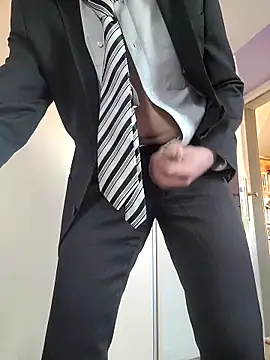 Snapshot of Justforoneday chatting on 6, 3, 2025 Justforoneday online show from 6, 3, 2025