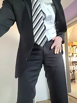 Snapshot of Justforoneday chatting on 18, 3, 2025 Justforoneday online show from 18, 3, 2025