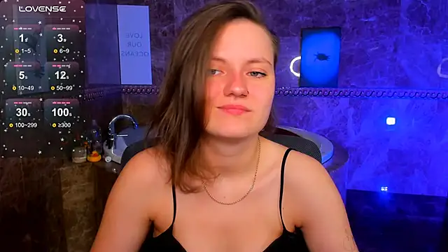 Snapshot of MelindaTin chatting on 18, 6, 2026 MelindaTin online show from 18, 6, 2026