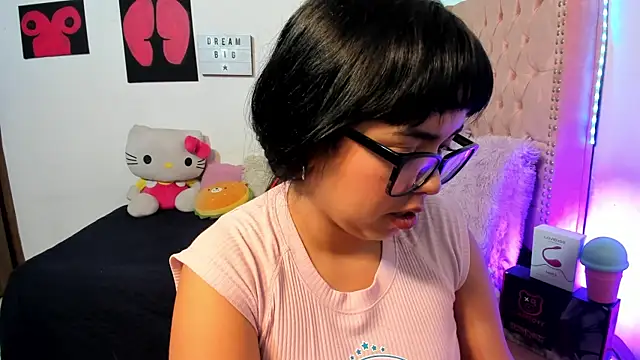 LillyCandy online show from 11, 2, 2026