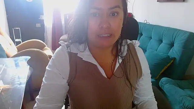 Ixchel Anaid online show from 20, 4, 2026