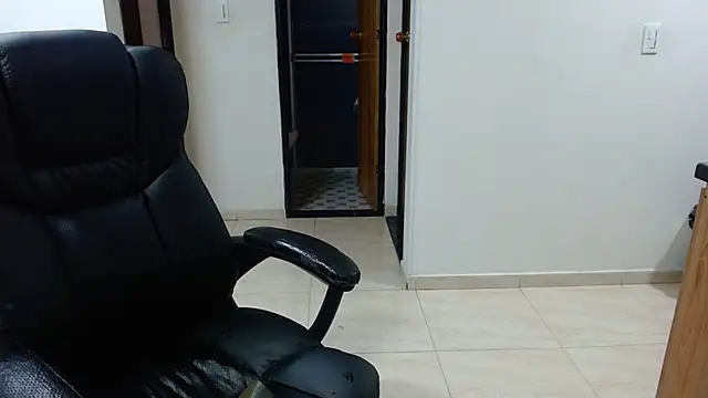 Snapshot of Ixchel_Anaid chatting on 15, 3, 2025 Ixchel Anaid online show from 15, 3, 2025
