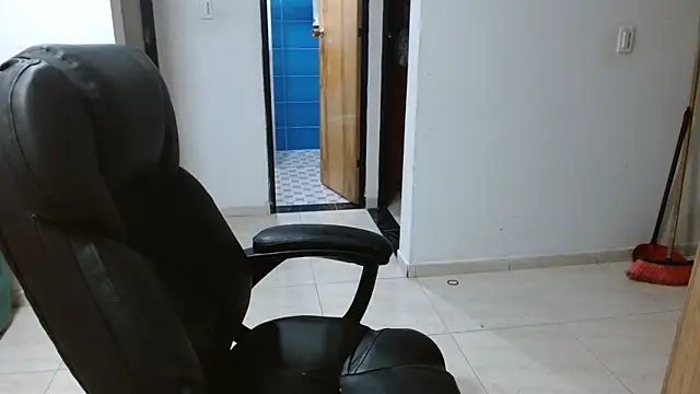 Ixchel Anaid online show from 27, 3, 2026