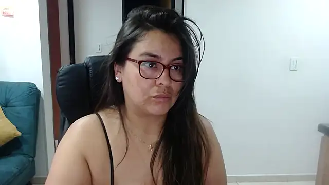 Snapshot of Ixchel_Anaid chatting on 2, 3, 2025 Ixchel Anaid online show from 2, 3, 2025