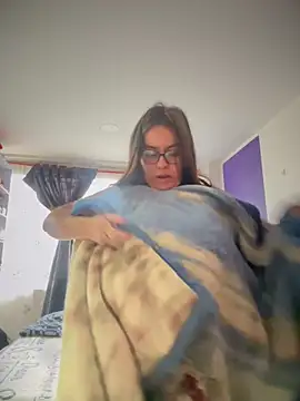 Ixchel Anaid online show from 5, 2, 2026