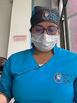 Ixchel Anaid online show from 18, 4, 2026