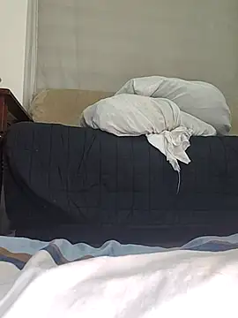 Snapshot of estrella_tasty chatting on 20, 11, 2025 estrella tasty online show from 20, 11, 2025