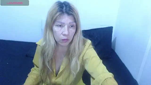 Dulce-Bella online show from 17, 3, 2026