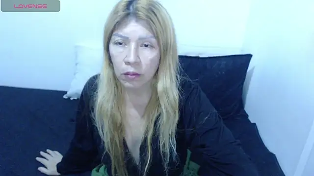 Dulce-Bella online show from 19, 4, 2026