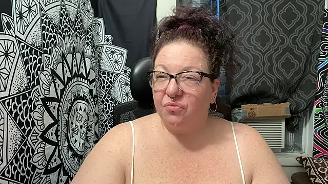 Snapshot of Miss_Phat_Booty chatting on 24, 5, 2026 Miss Phat Booty online show from 24, 5, 2026