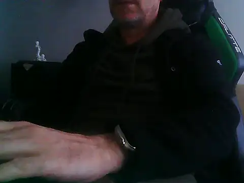 boran34 online show from 10, 4, 2026