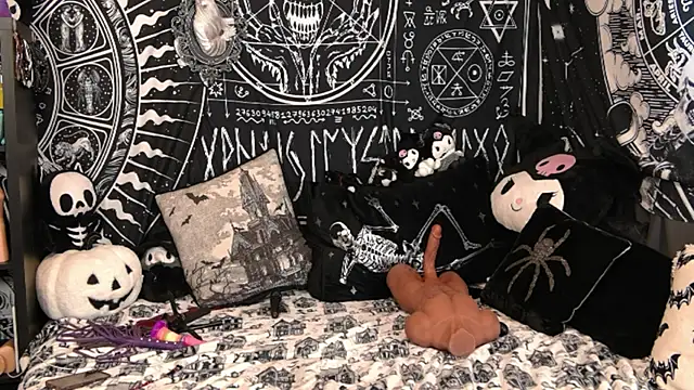 EVILYN online show from 18, 2, 2026