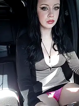 EVILYN online show from 26, 3, 2026