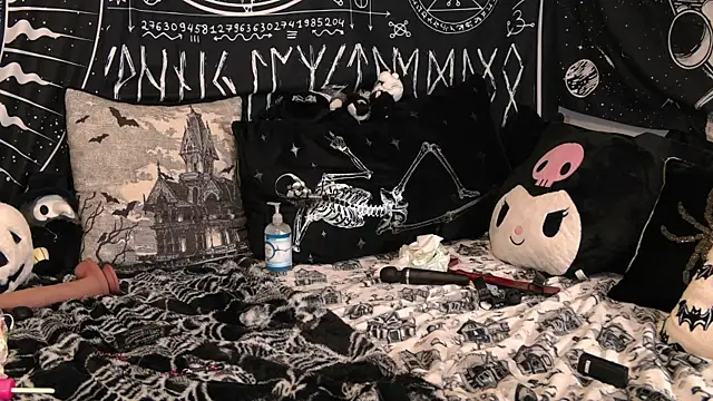 EVILYN online show from 31, 3, 2026