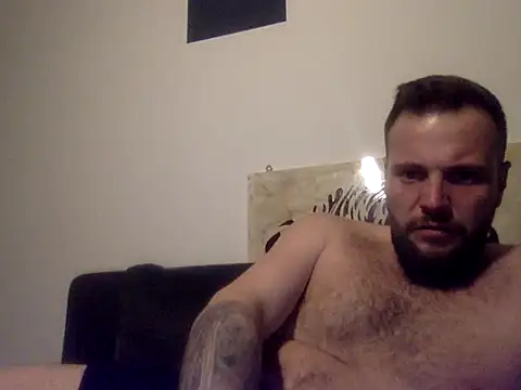 Snapshot of Dirty0892 chatting on 8, 3, 2025 Dirty0892 online show from 8, 3, 2025