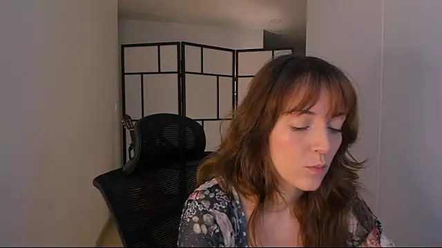Snapshot of molly_marmalade_ chatting on 8, 6, 2026 molly marmalade online show from 8, 6, 2026
