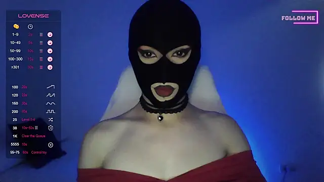 Bigfemblue online show from 9, 10, 2025