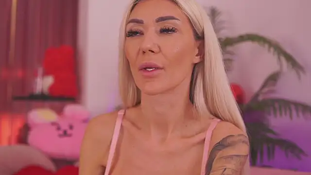 fallingangel online show from 2, 11, 2025