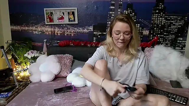 Snapshot of little-leni chatting on 25, 2, 2025 little-leni online show from 25, 2, 2025