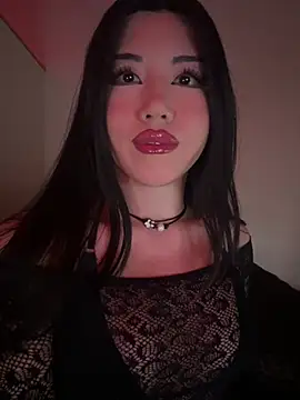 Amanita Bloom online show from 10, 1, 2026