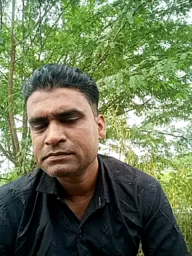 Snapshot of Javedmax chatting on 24, 10, 2025 Javedmax online show from 24, 10, 2025