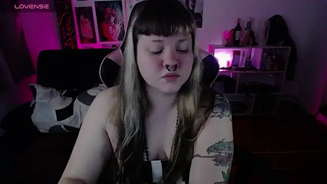 Snapshot of Bdsm_and_fries chatting on 2, 6, 2026 Bdsm and fries online show from 2, 6, 2026