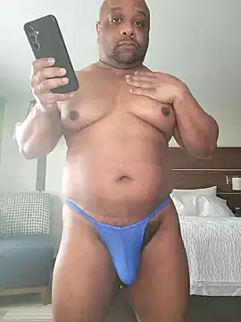 carmeldaddy1 online show from 8, 1, 2025