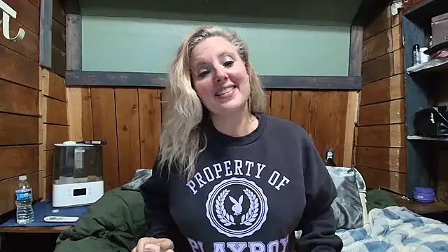 lisaxlovexxx online show from 24, 3, 2026