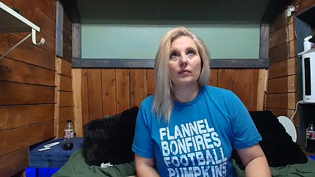 lisaxlovexxx online show from 17, 12, 2025