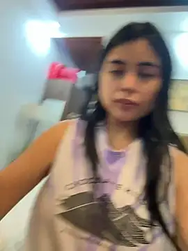 Bombshell Ashy online show from 7, 6, 2026