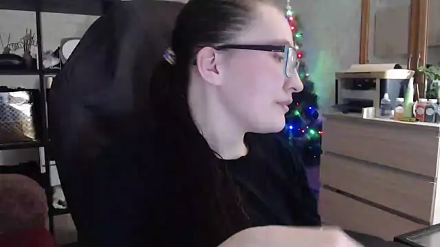 AnKey Rayah online show from 3, 2, 2025