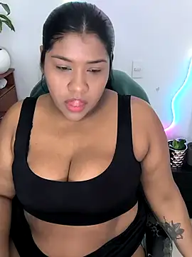 Snapshot of paola091 chatting on 24, 4, 2026 paola091 online show from 24, 4, 2026