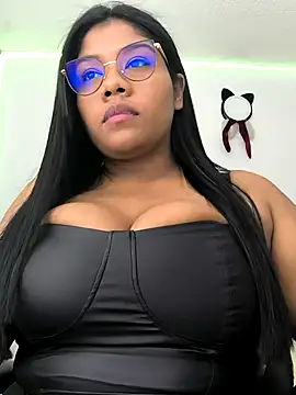 paola091 online show from 8, 3, 2025