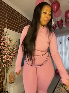 Snapshot of CurvyDesire1 chatting on 30, 4, 2026 CurvyDesire1 online show from 30, 4, 2026