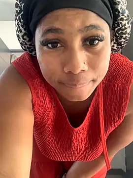 Snapshot of CurvyDesire1 chatting on 16, 10, 2025 CurvyDesire1 online show from 16, 10, 2025