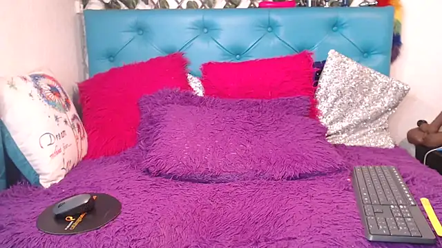 SARAWILLS online show from 2, 5, 2026