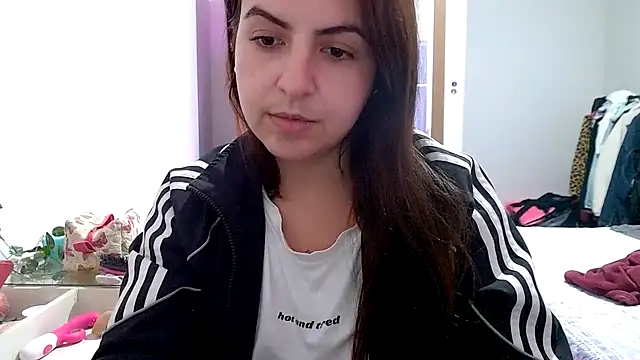 Snapshot of chelbyy chatting on 9, 11, 2025 chelbyy online show from 9, 11, 2025